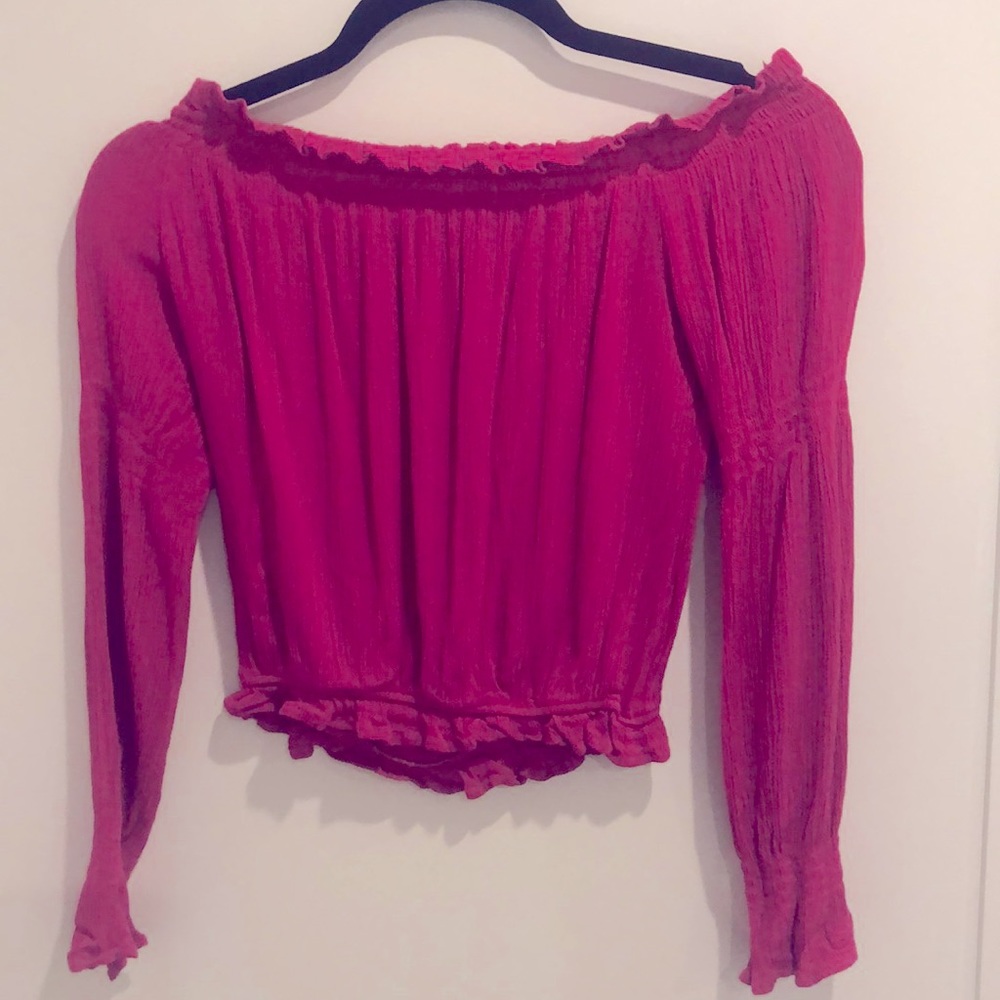 Pretty off the shoulder top